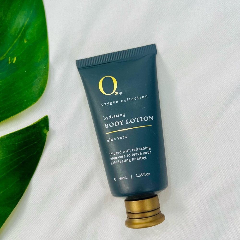 O2 OXYGEN COLLECTION • Aloe Vera Hydrating Body Lotion NEW 1.35 Oz - Picture 5 of 5